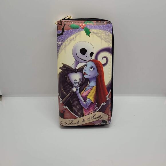 Disney Nightmare Before Christmas wallet Jack and Sally holding each other - Picture 1 of 1